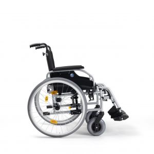 standarden invalidski voziček na ročni pogon