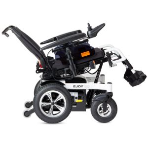 Prilagodljiv naklon sedeža (ročno pri standardni izvedbi)