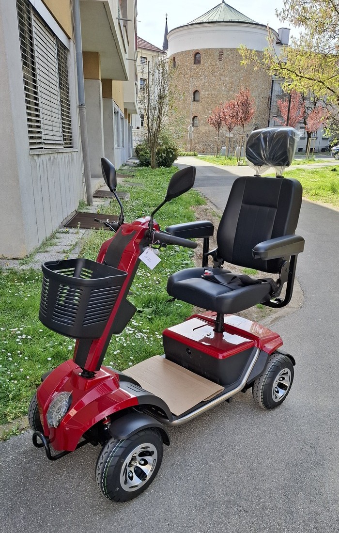 Električni skuter EcoCity