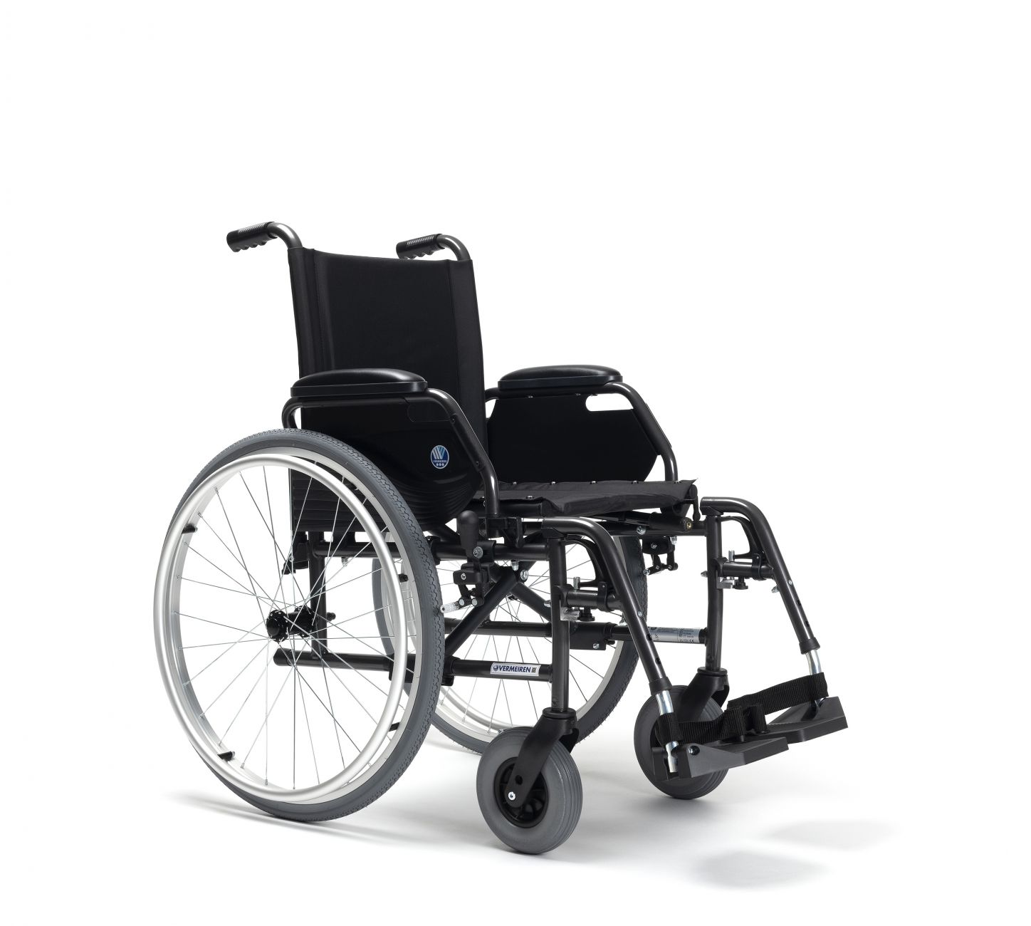 Standarden invalidski voziček na ročni pogon
